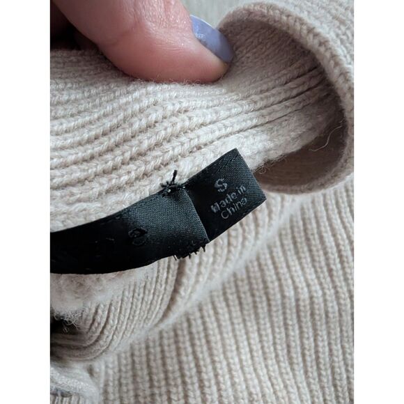 Jenni Kayne Cashmere Cocoon Cardigan in the color Oatmeal/Ivory, Small (A8) - Picture 4 of 5